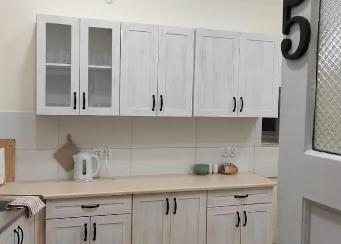 Lilia House Отель Познань