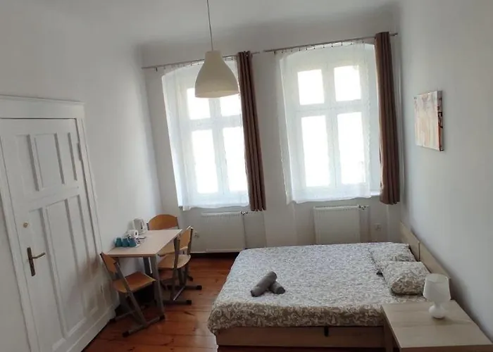 Отель Lilia House